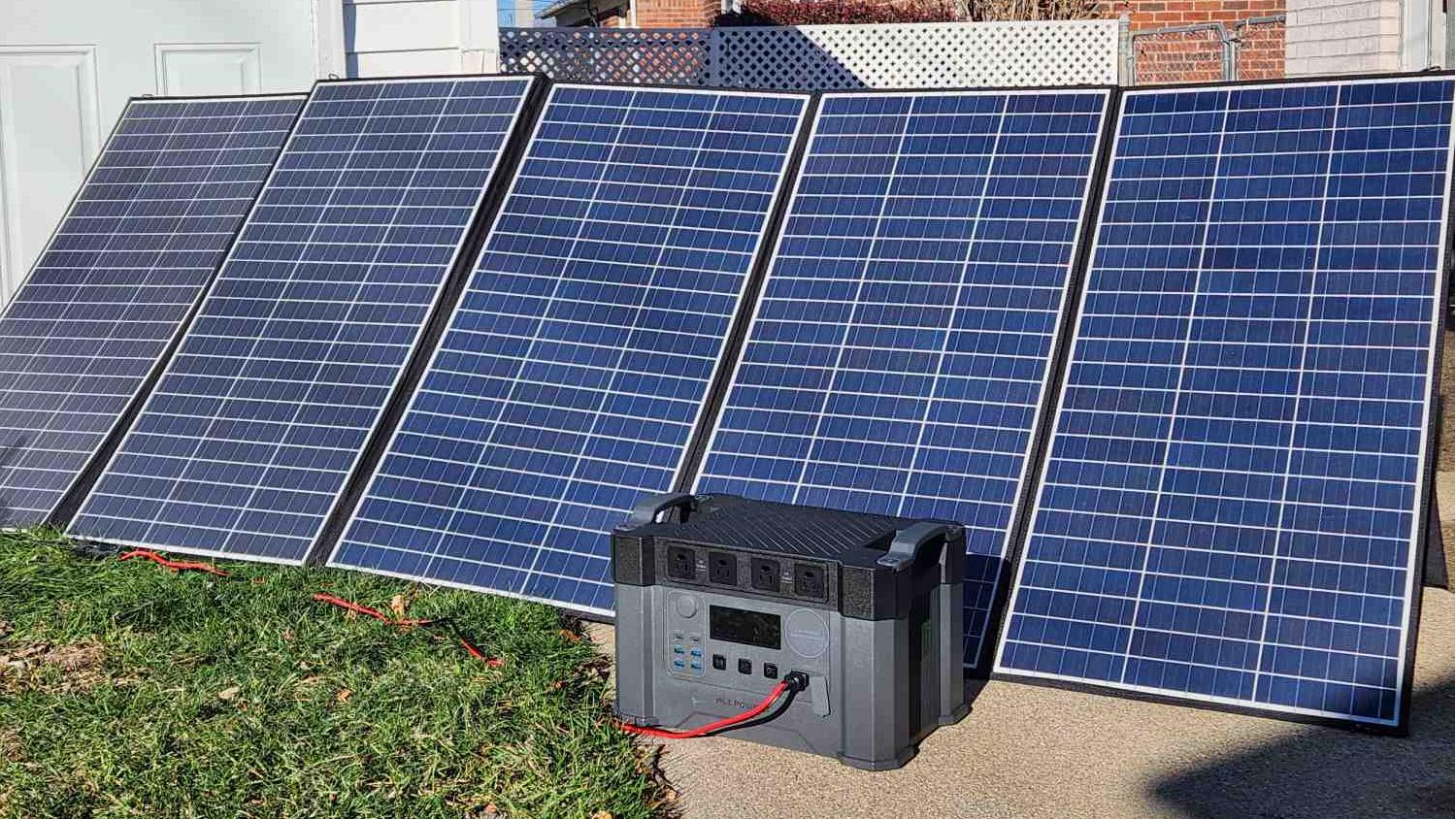Kann man ein ganzes Haus mit Solarmodulen mit Strom versorgen?